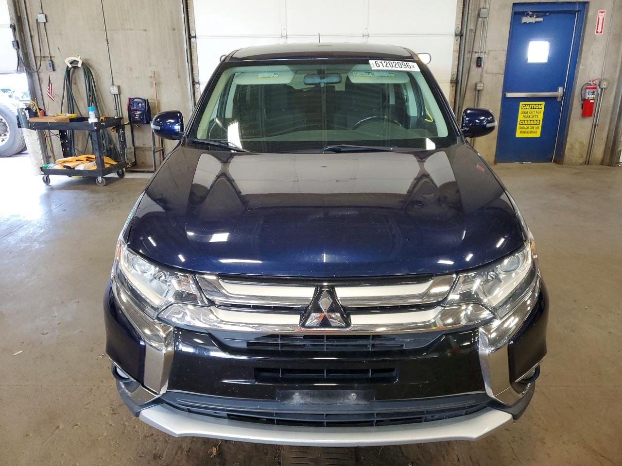 2016 MITSUBISHI OUTLANDER