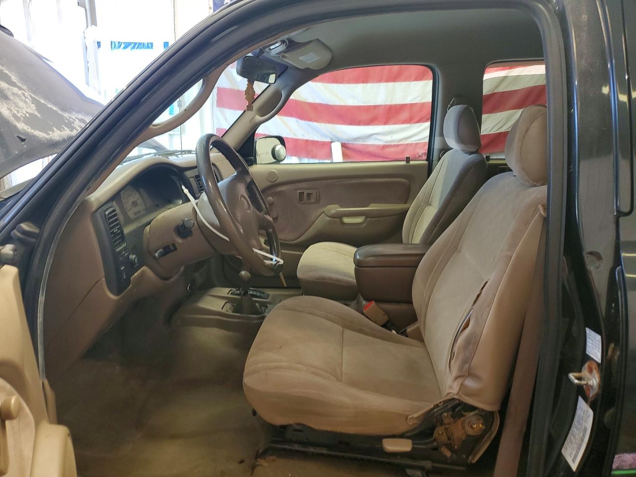 2004 TOYOTA TACOMA