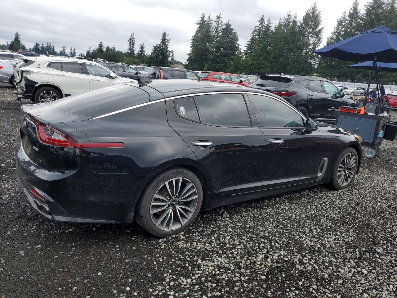 2018 KIA STINGER