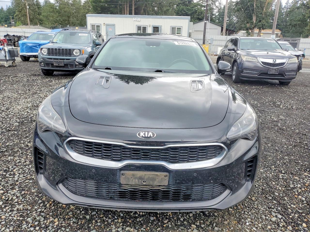 2018 KIA STINGER