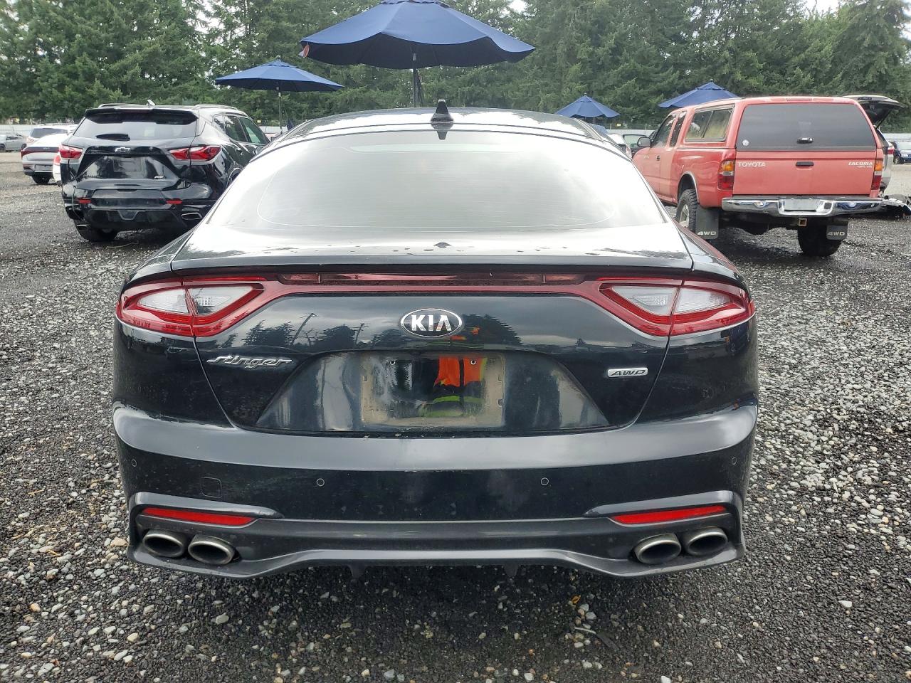 2018 KIA STINGER