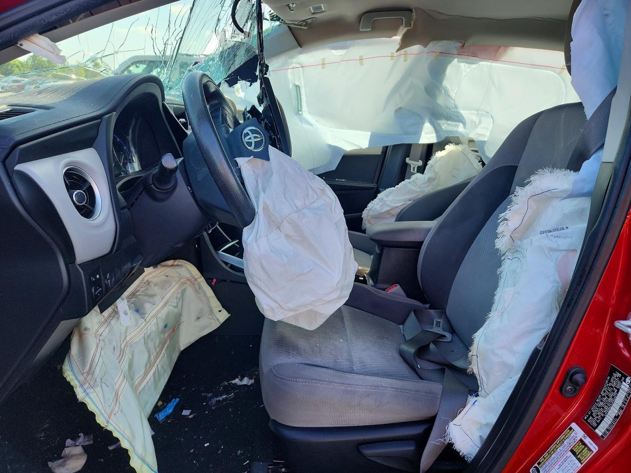 2018 TOYOTA COROLLA
