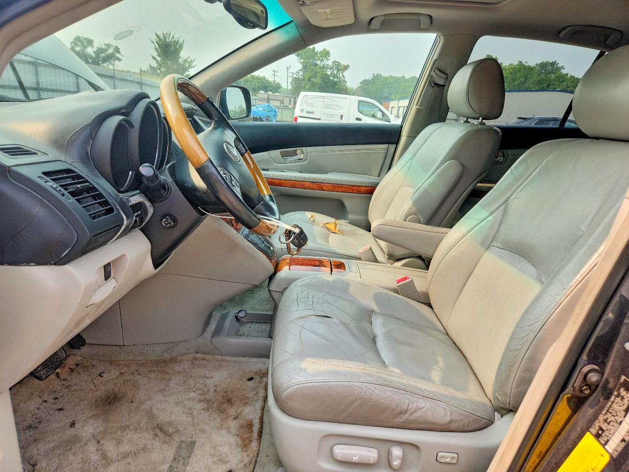 2004 LEXUS RX330
