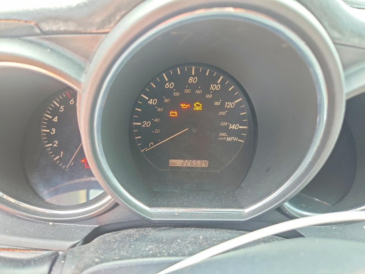 2004 LEXUS RX330