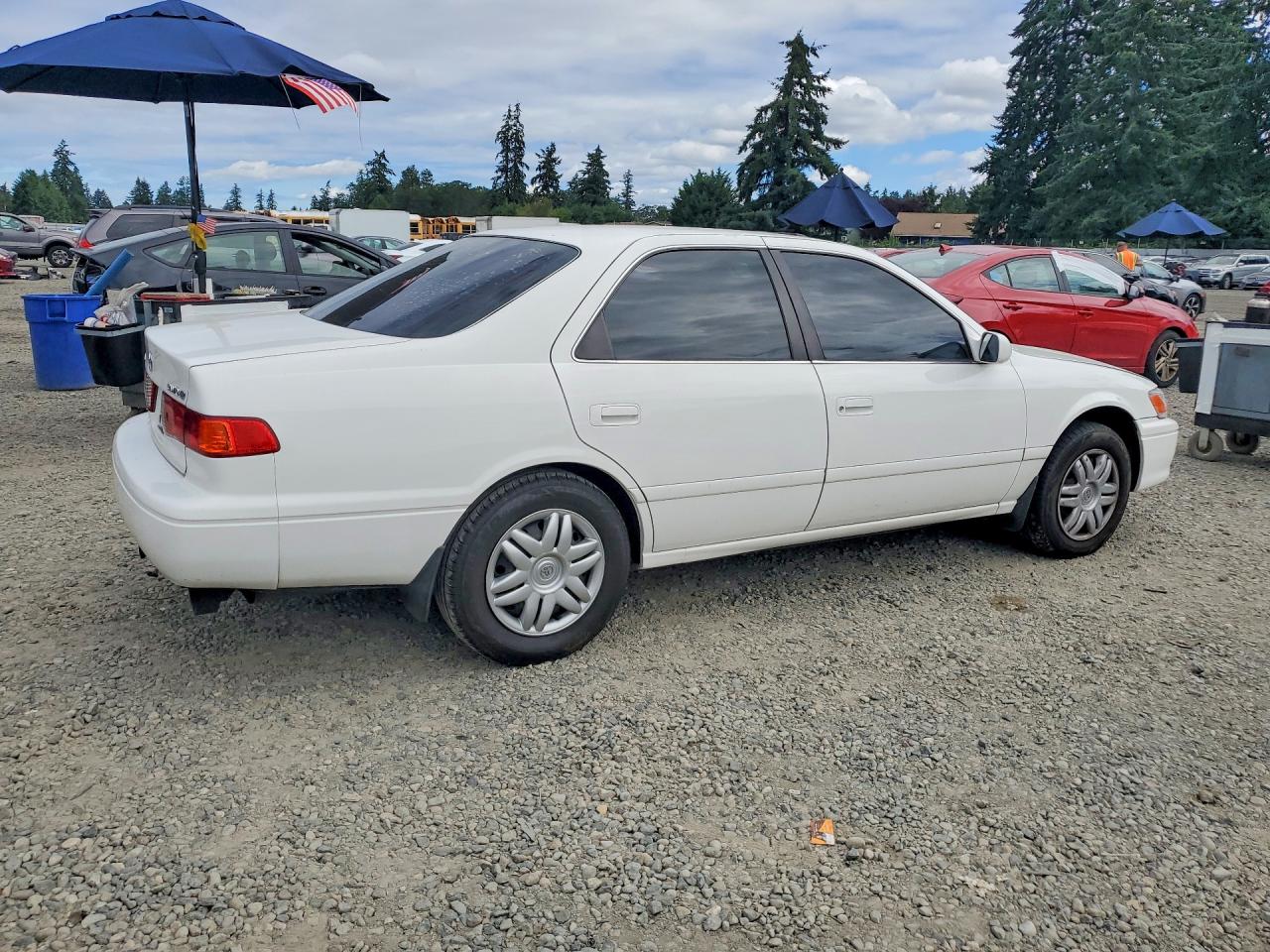 2000 TOYOTA CAMRY