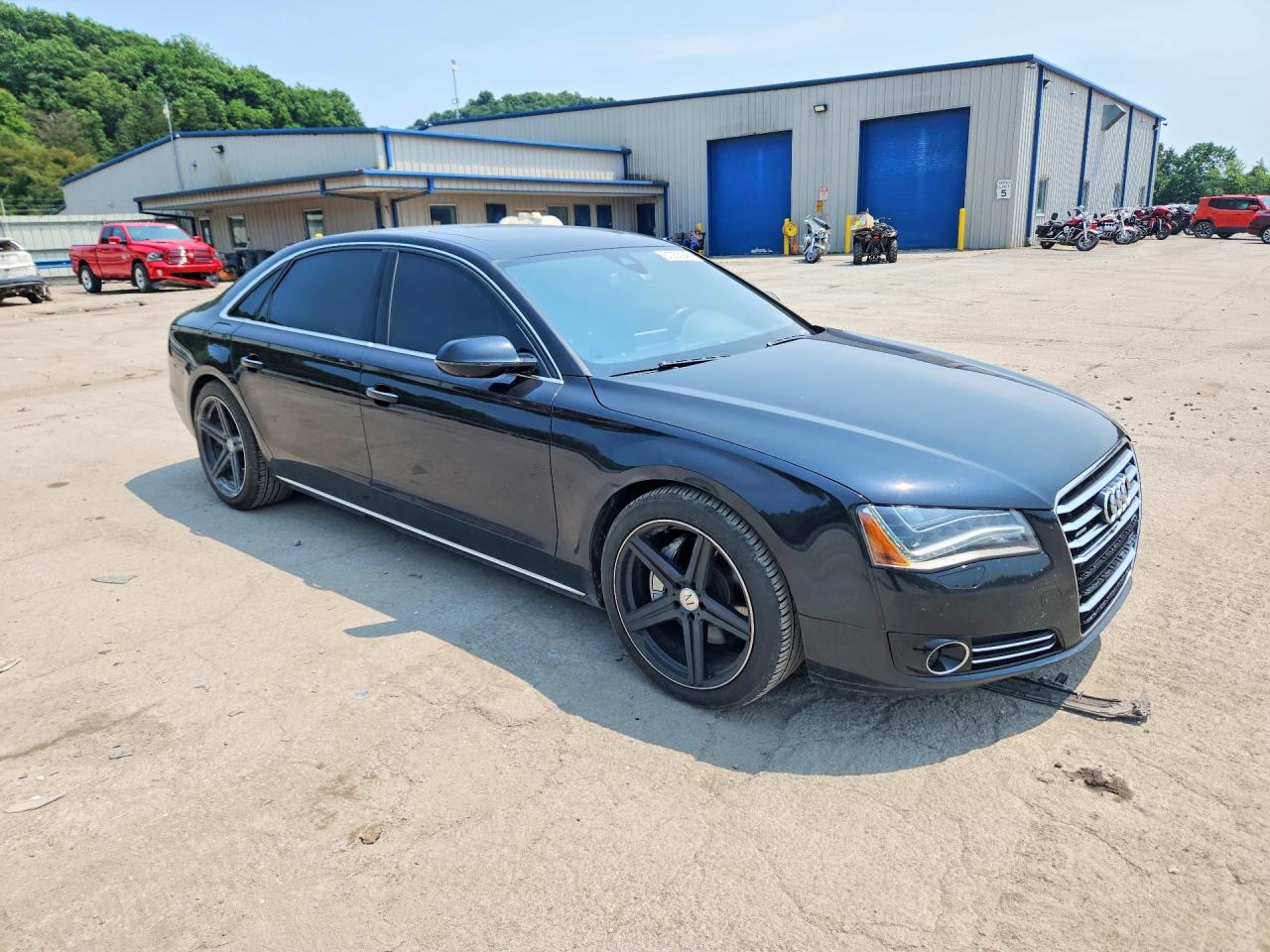 2014 AUDI A8