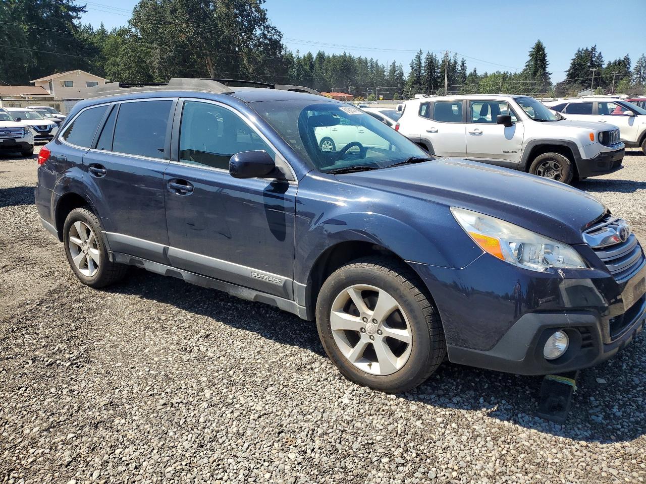 2013 SUBARU OUTBACK