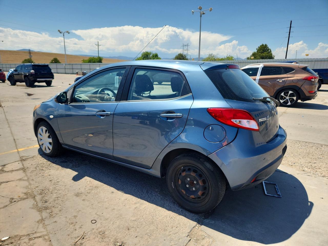 2014 MAZDA 2