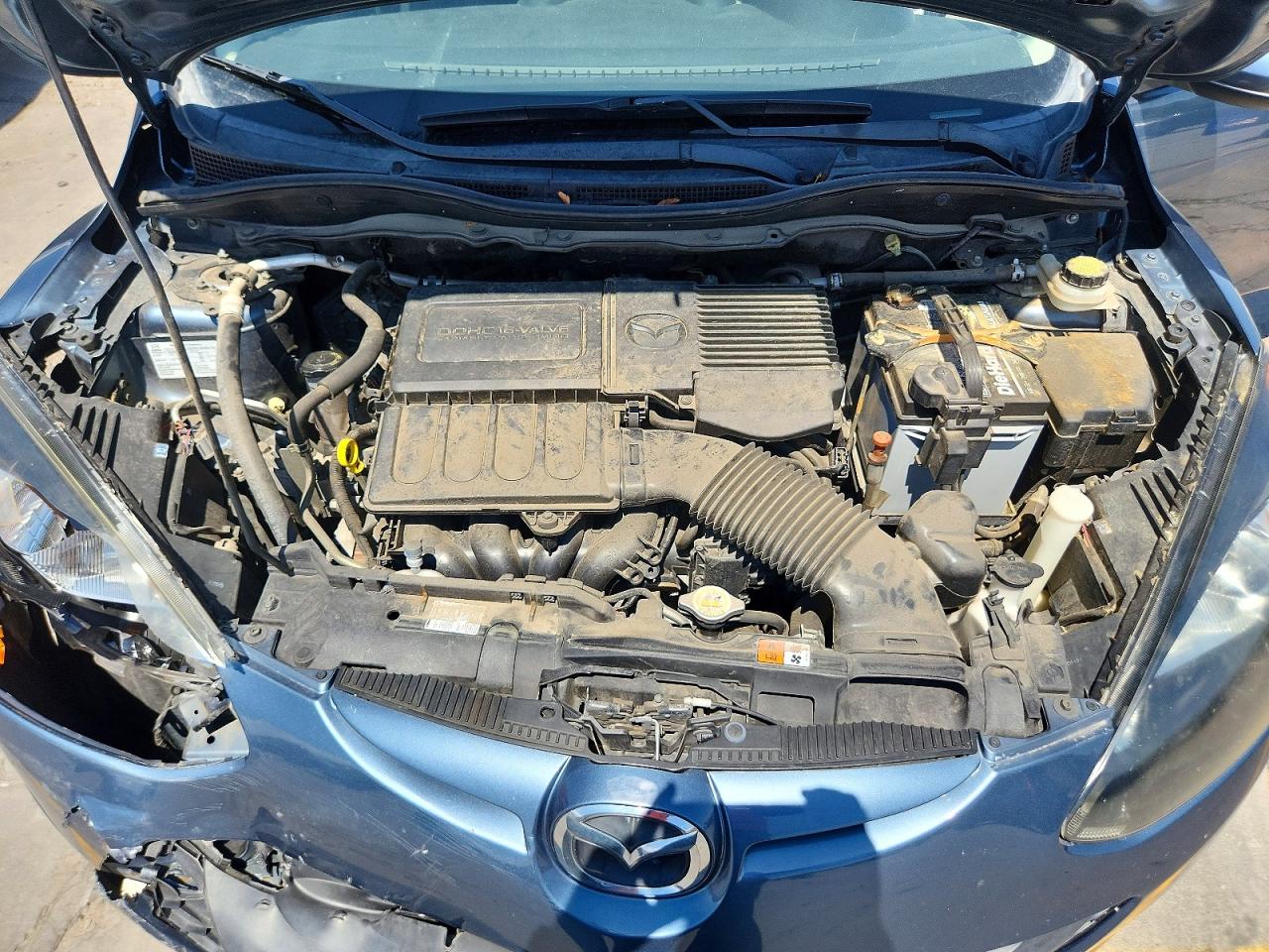 2014 MAZDA 2