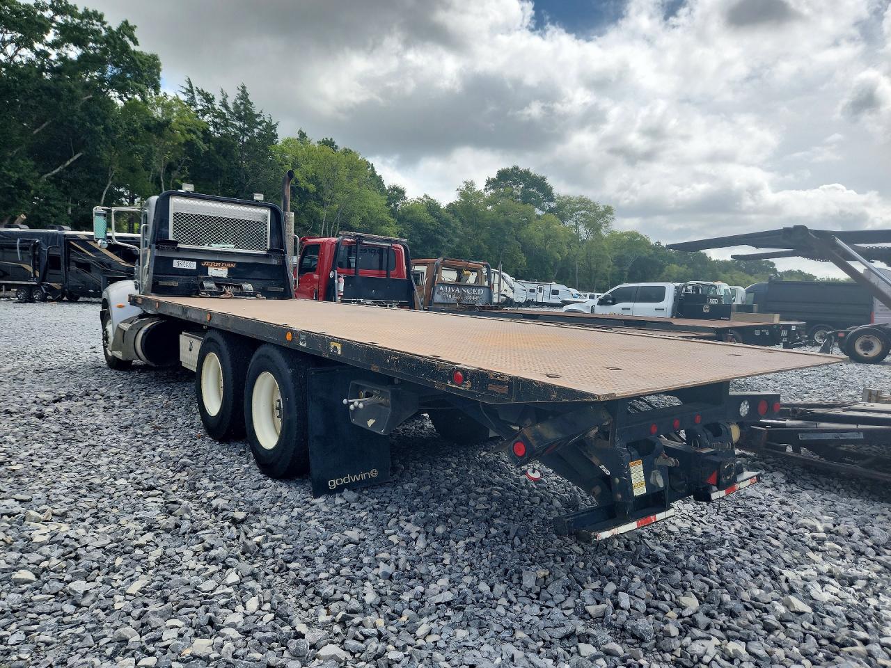 2015 PETERBILT ALL OTHER