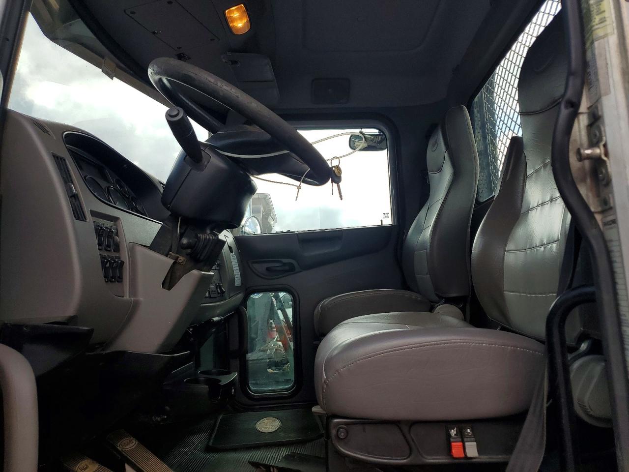 2015 PETERBILT ALL OTHER