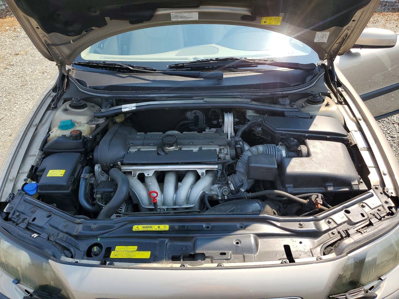 2004 VOLVO S60