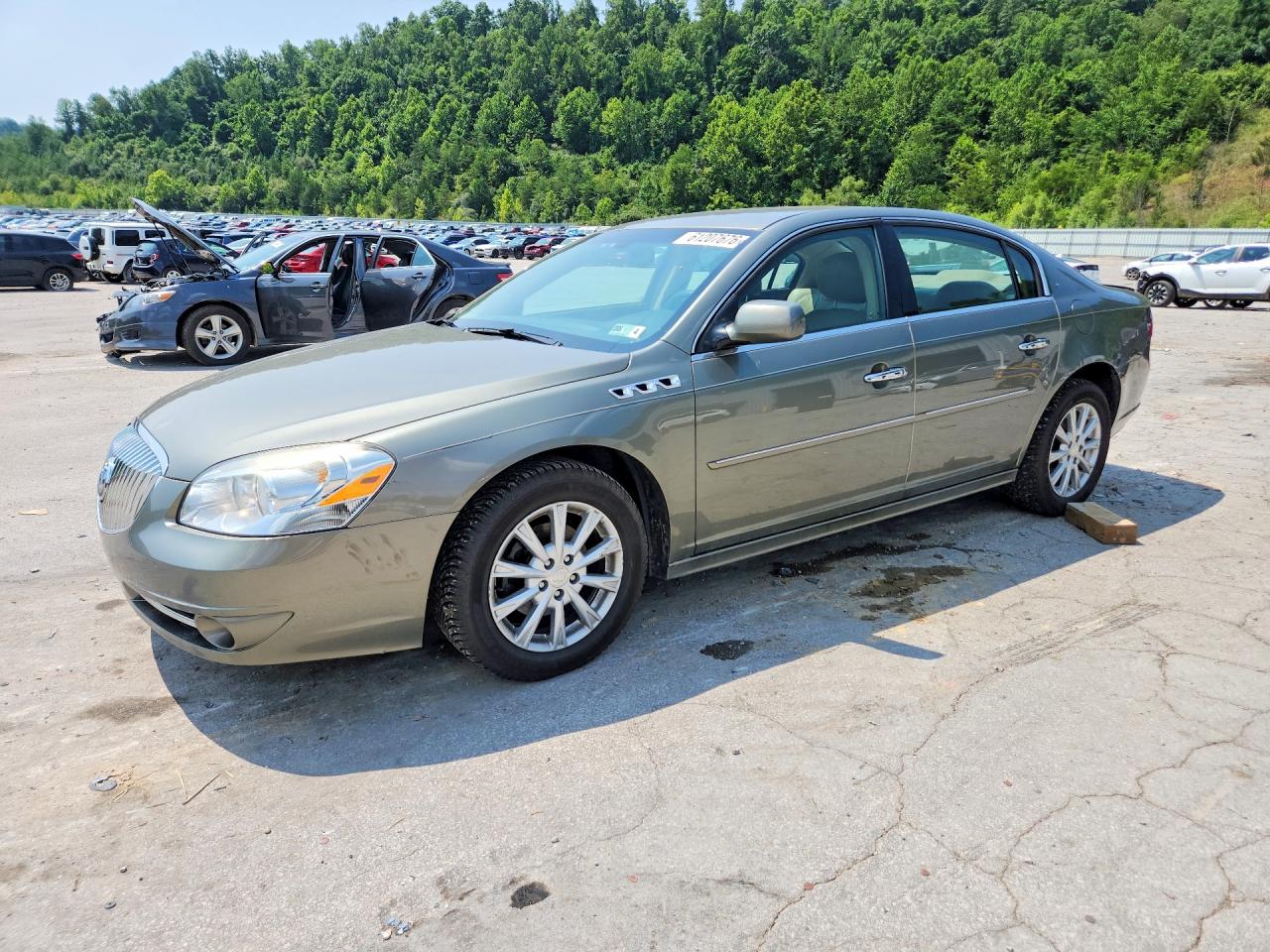 2011 BUICK LUCERNE