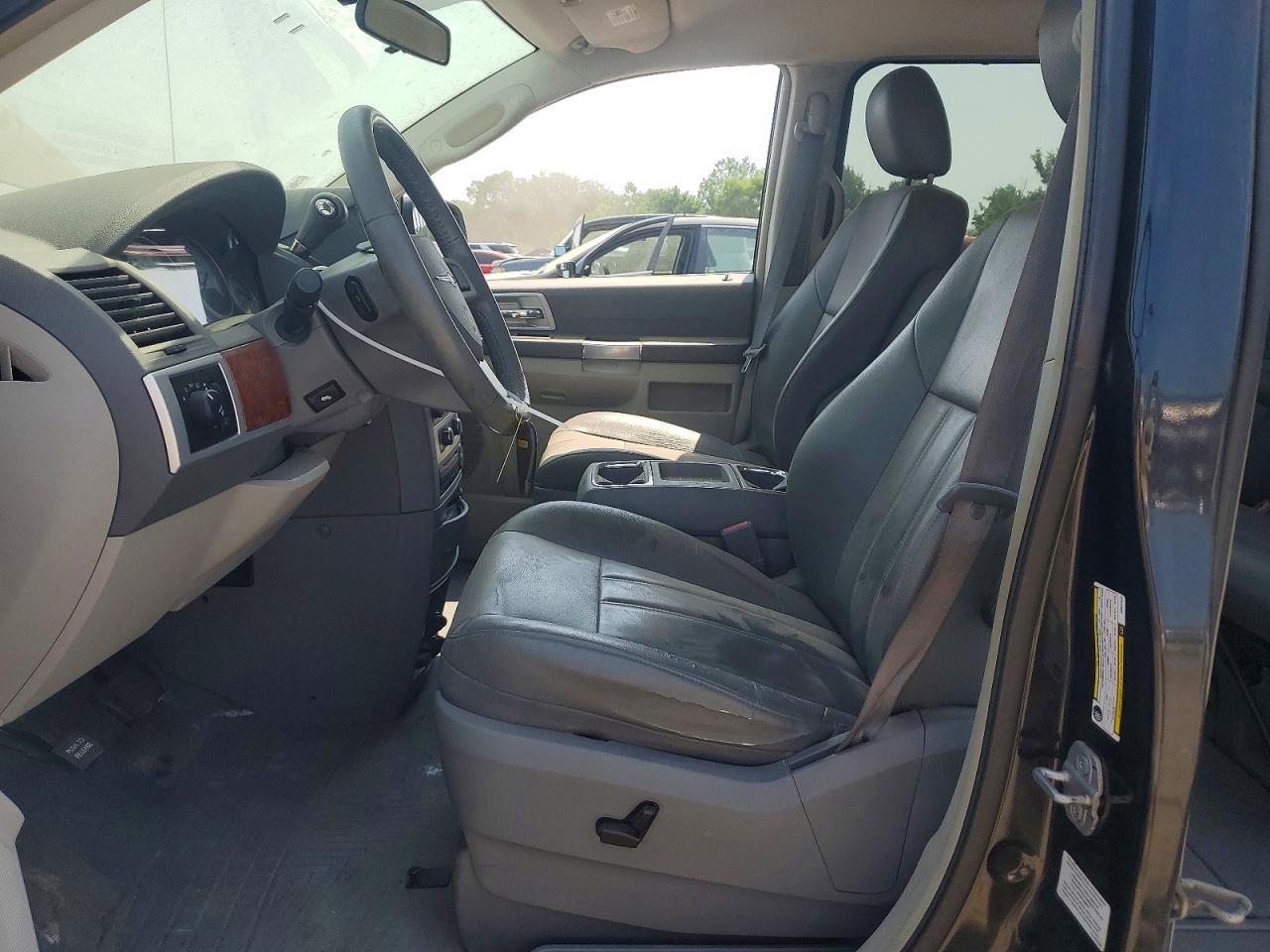 2008 CHRYSLER MINIVAN