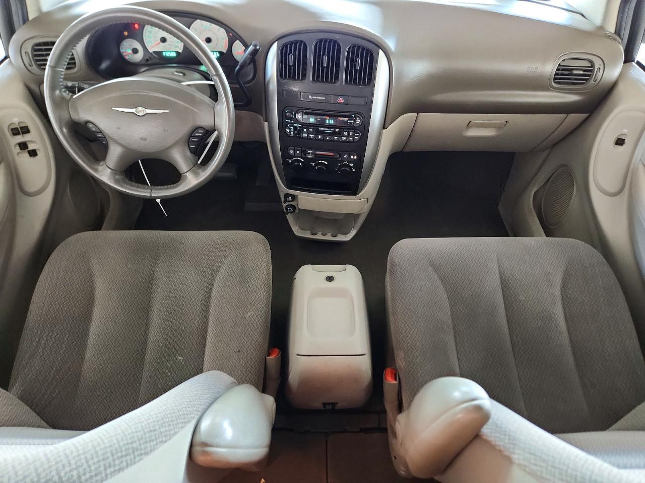 2005 CHRYSLER MINIVAN