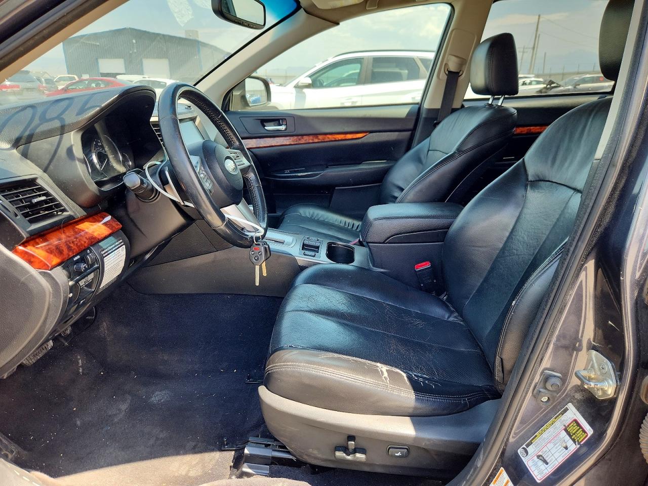 2010 SUBARU OUTBACK