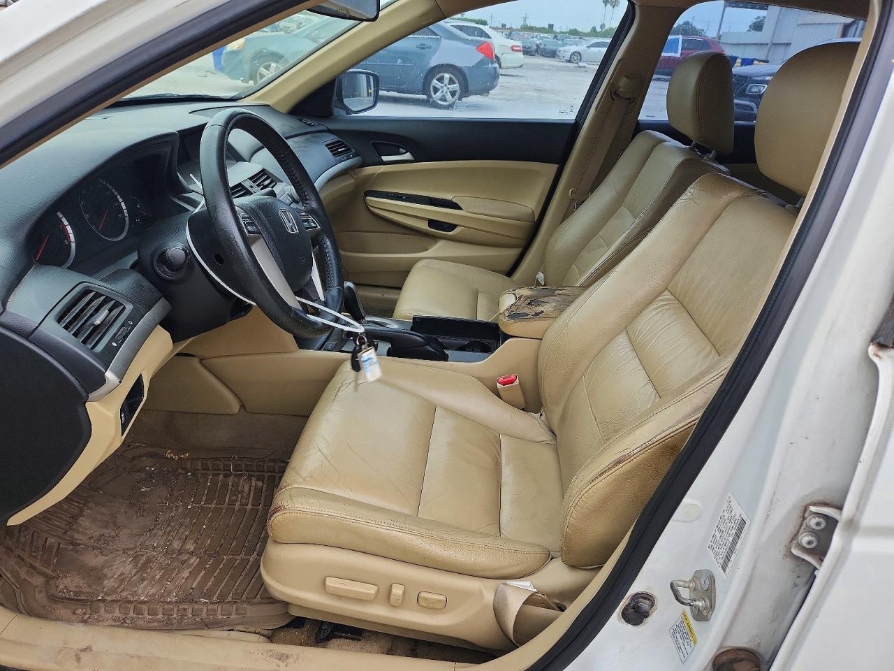 2011 HONDA ACCORD