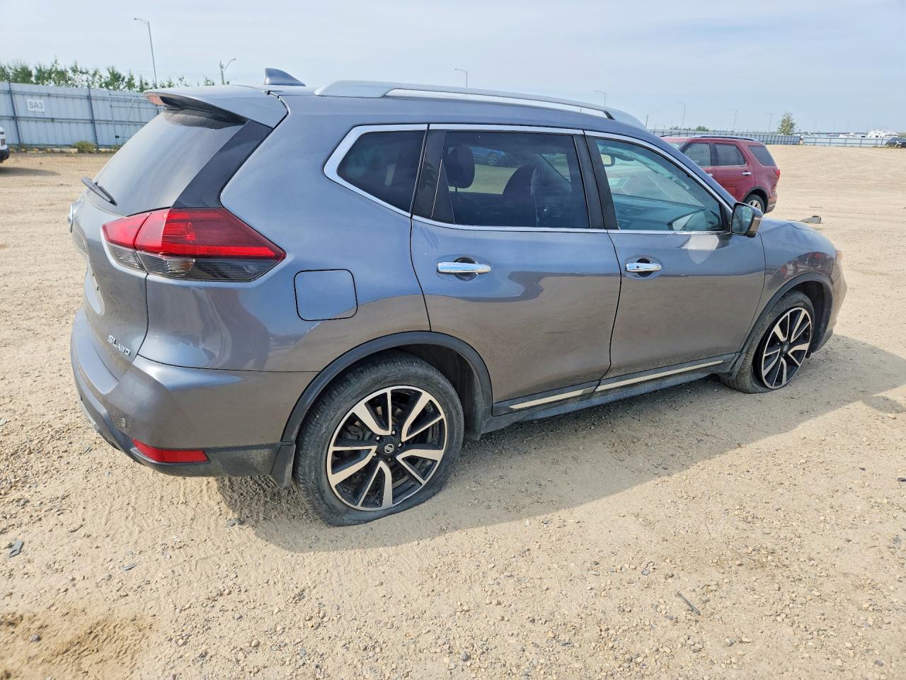 2019 NISSAN ROGUE