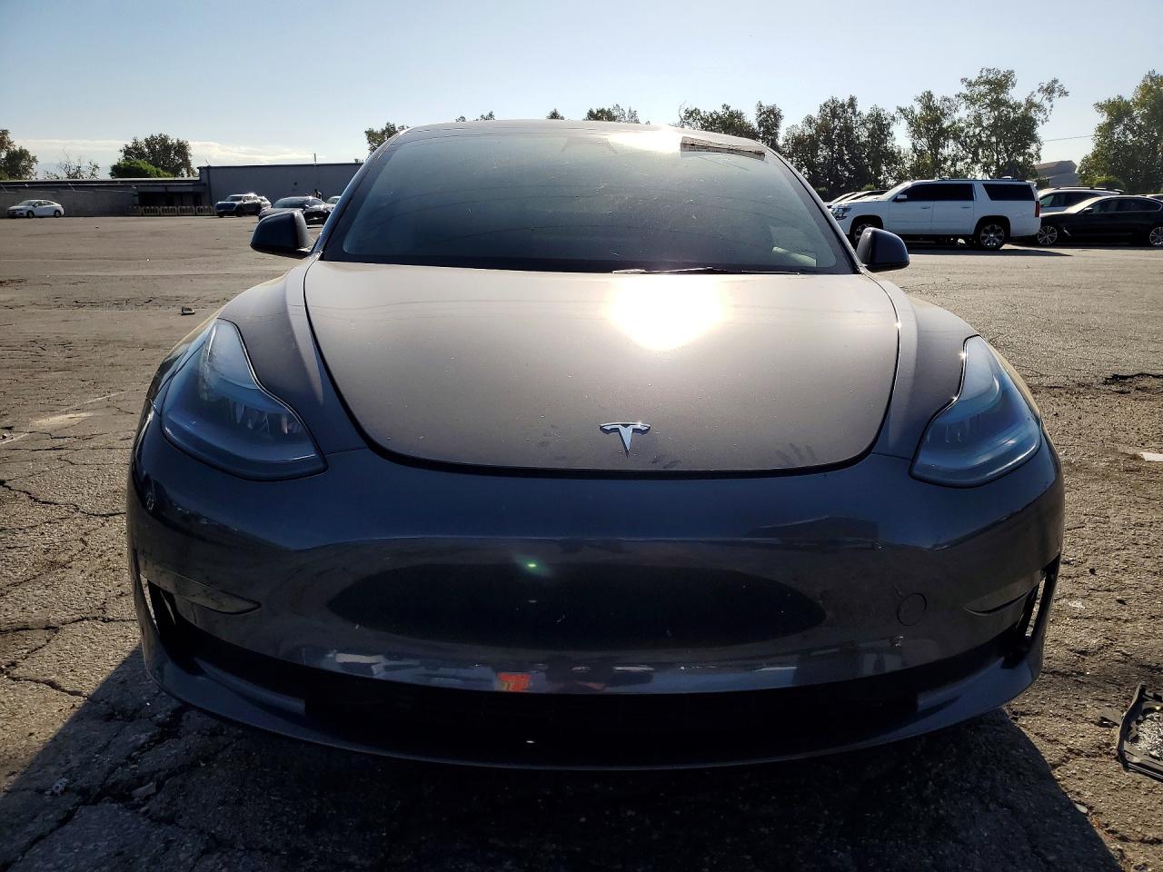 2023 TESL MODEL 3