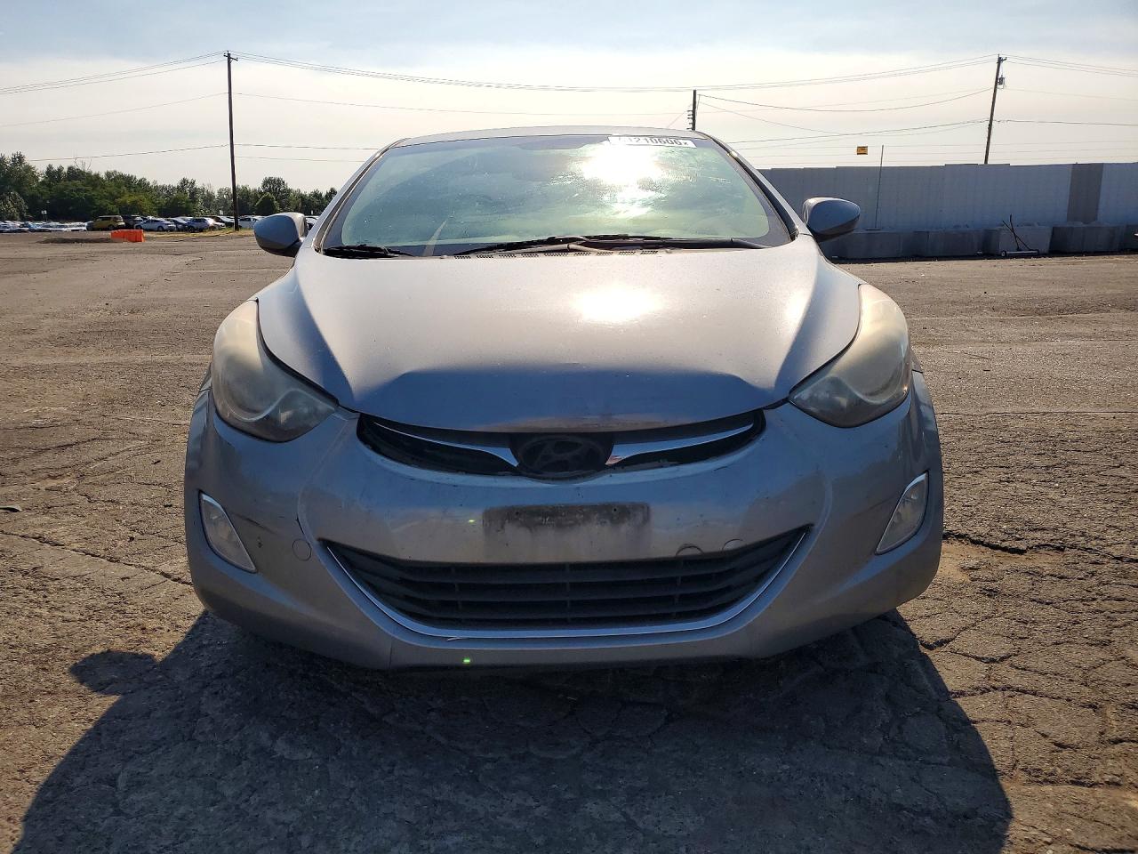 2013 HYUNDAI ELANTRA