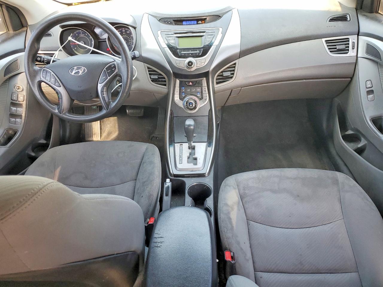 2013 HYUNDAI ELANTRA