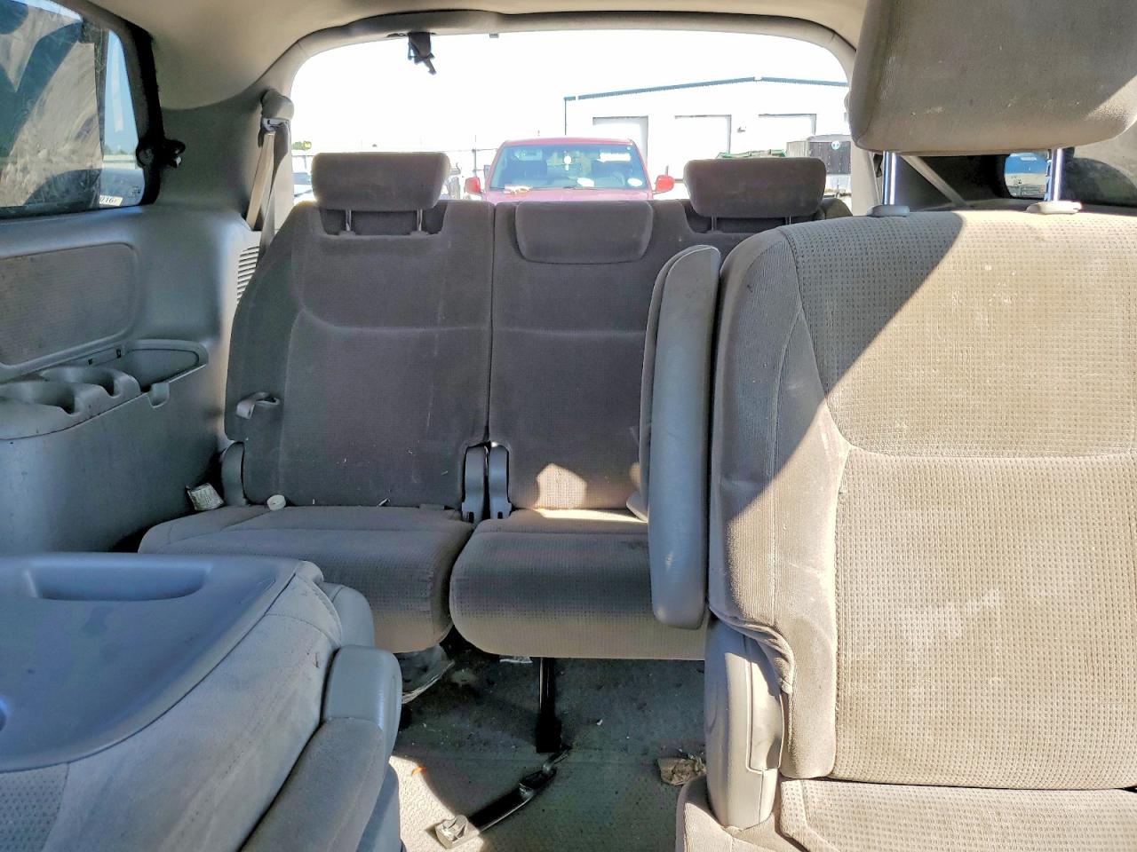2004 TOYOTA SIENNA