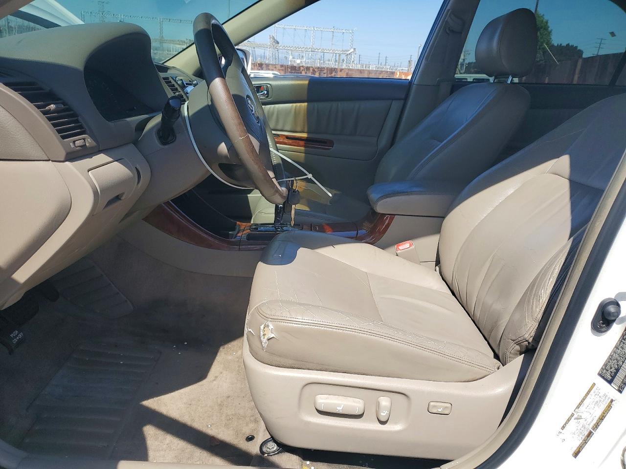 2004 TOYOTA CAMRY