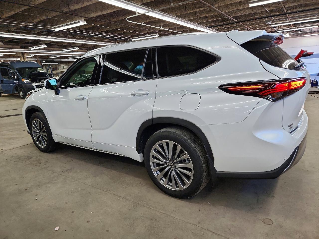 2025 TOYOTA HIGHLANDER