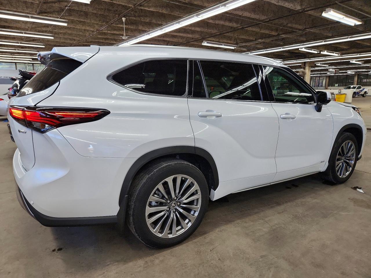 2025 TOYOTA HIGHLANDER
