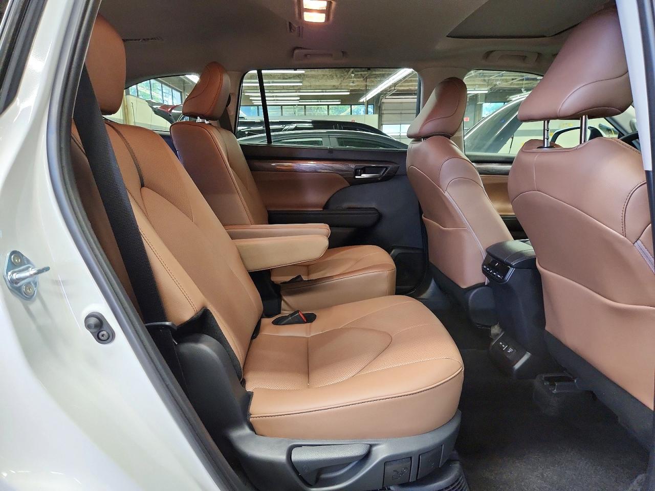 2025 TOYOTA HIGHLANDER