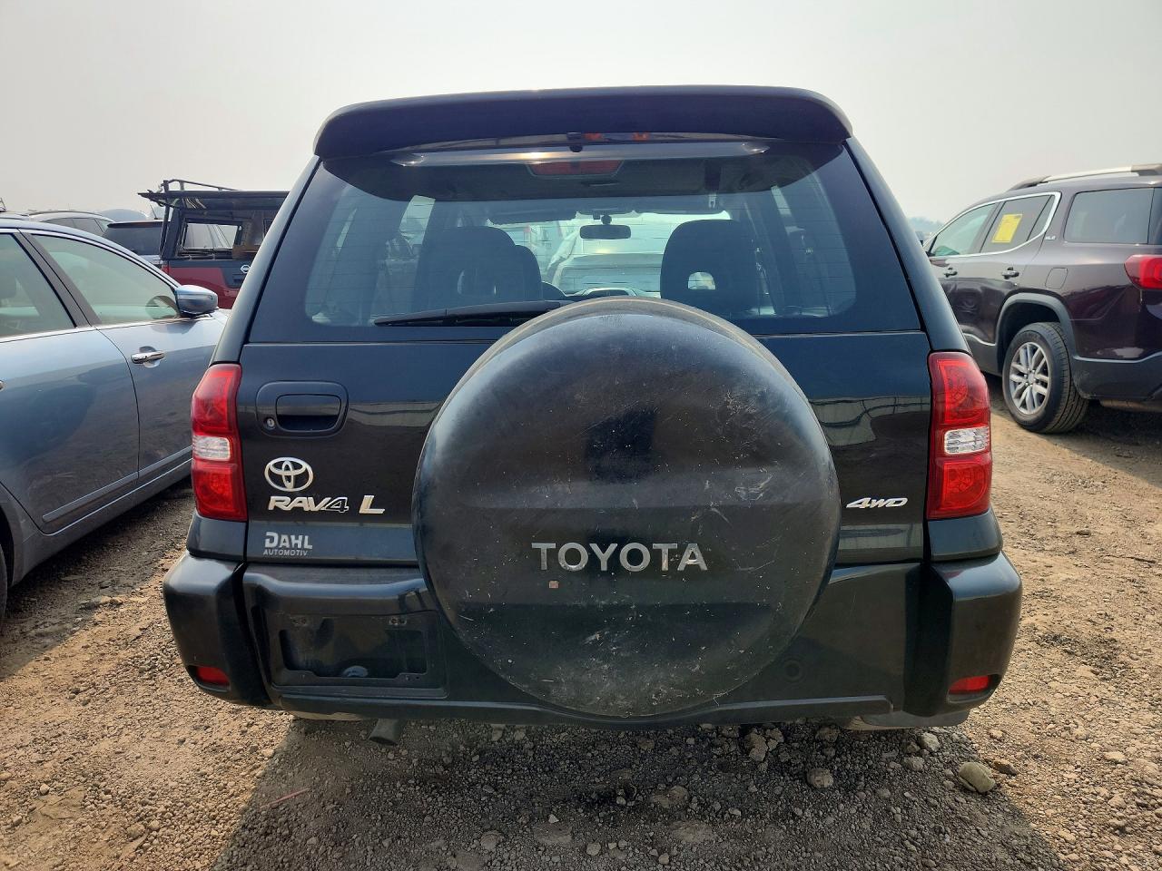 2004 TOYOTA RAV4