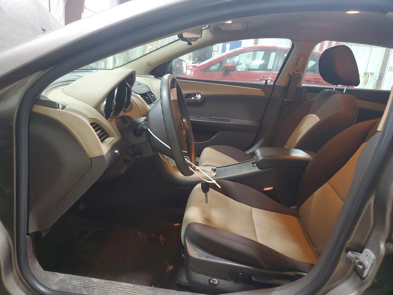2011 CHEVROLET MALIBU