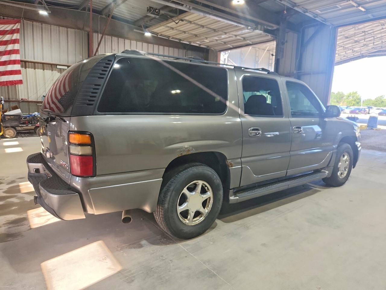 2005 GMC YUKON