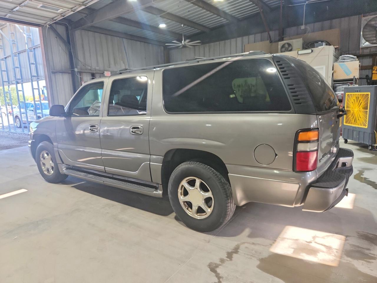 2005 GMC YUKON