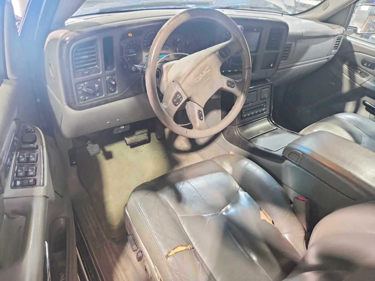 2005 GMC YUKON
