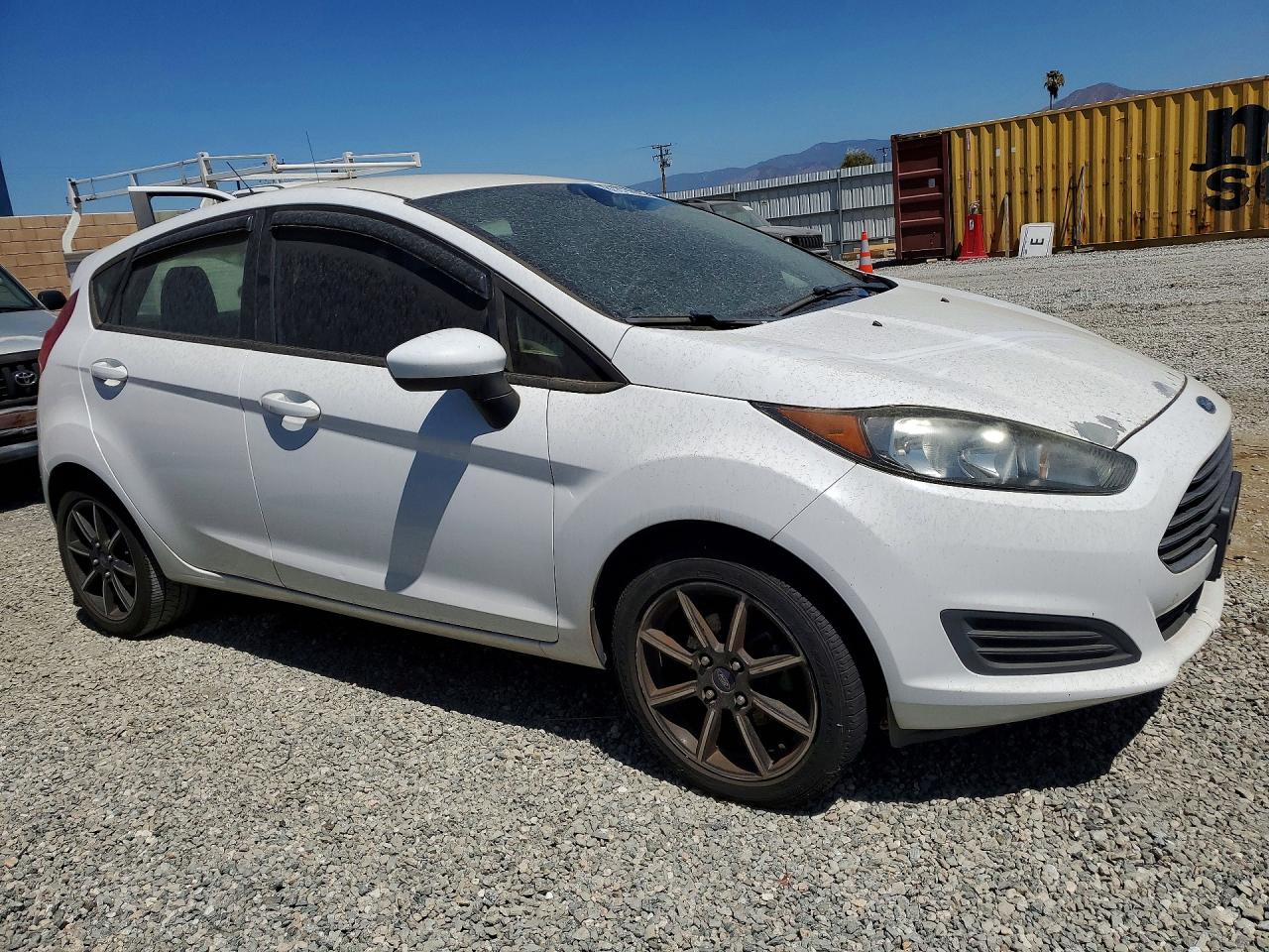 2017 FORD FIESTA