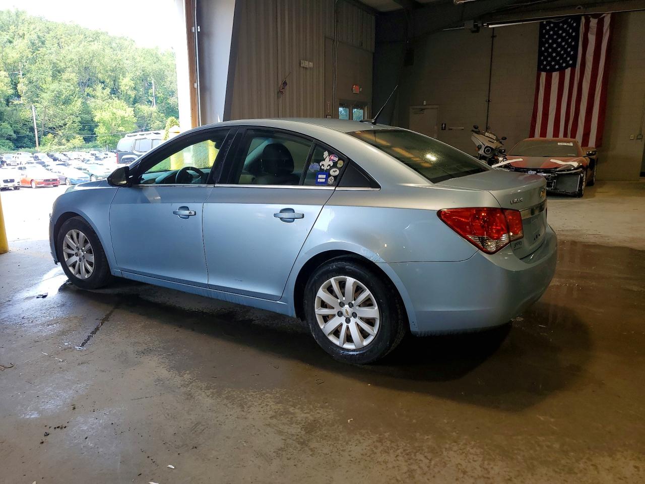 2011 CHEVROLET CRUZE
