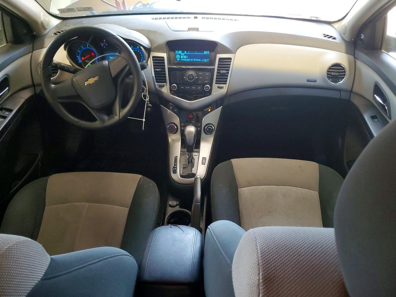 2011 CHEVROLET CRUZE