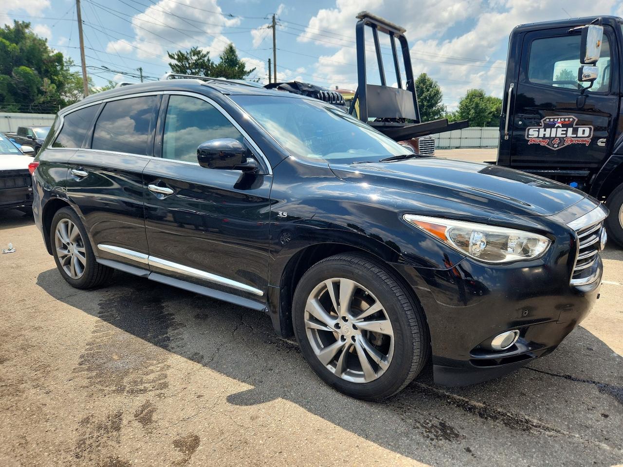 2015 INFINITI QX60 BASE