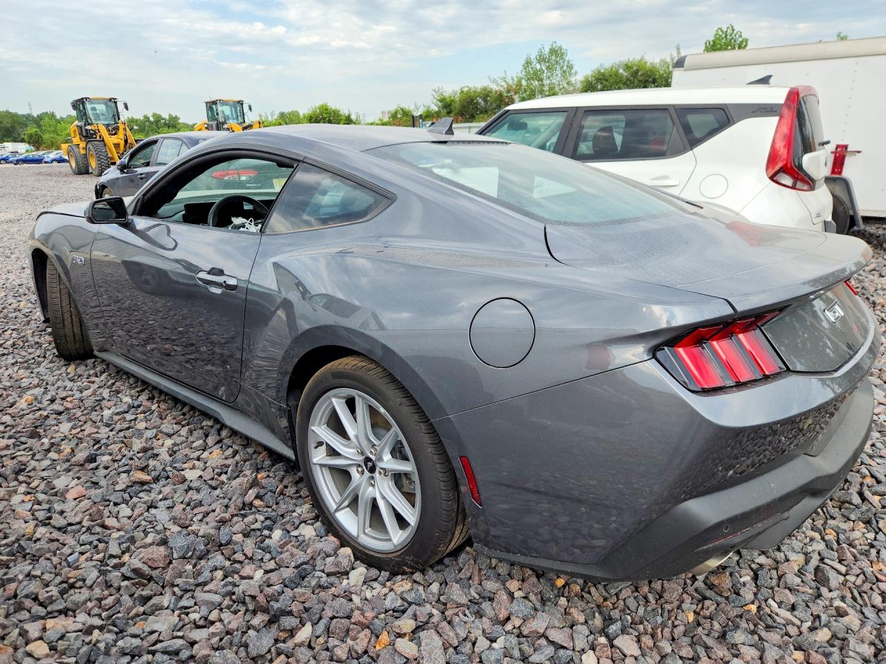 2026 FORD MUSTANG