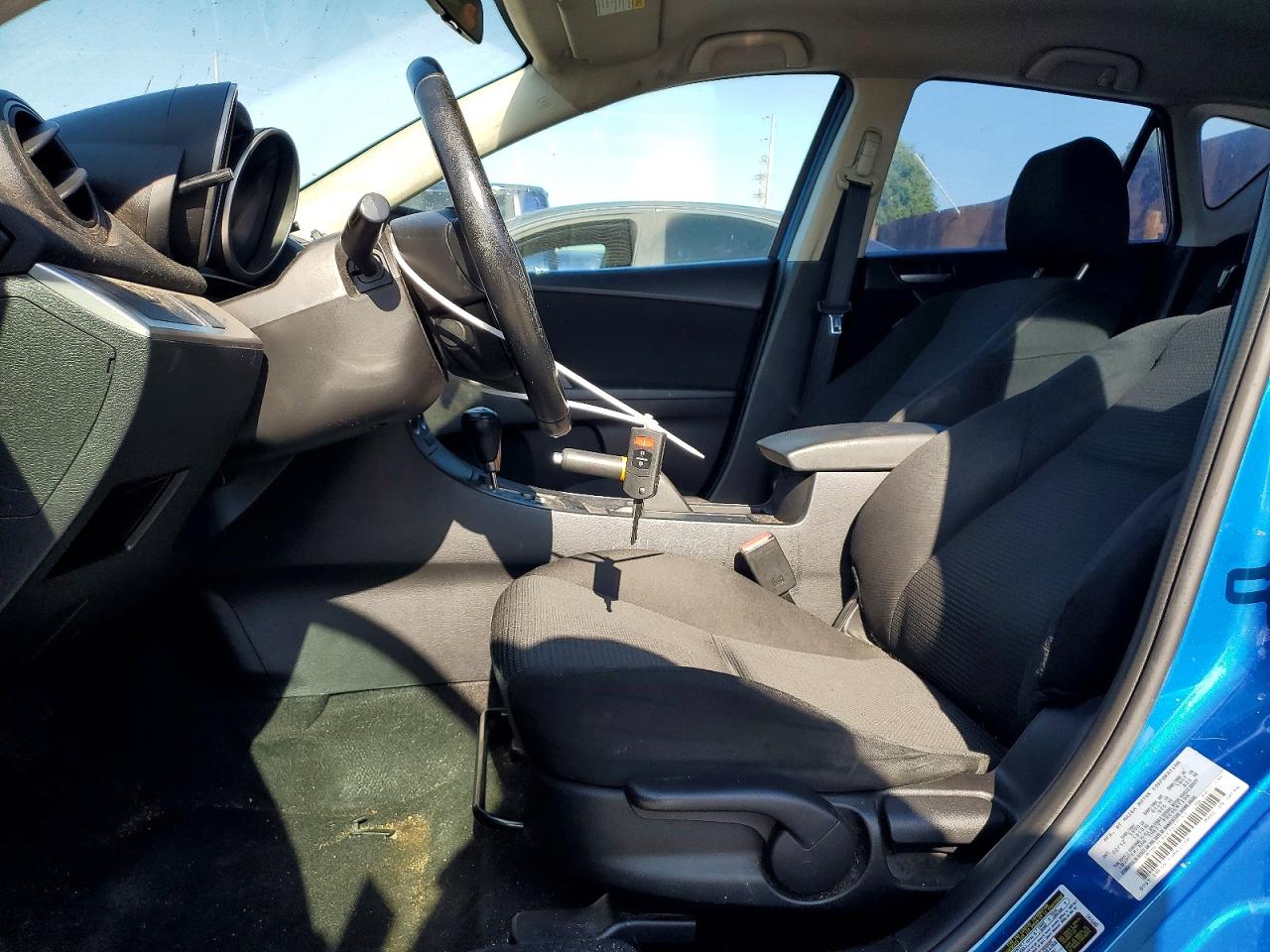 2012 MAZDA 3
