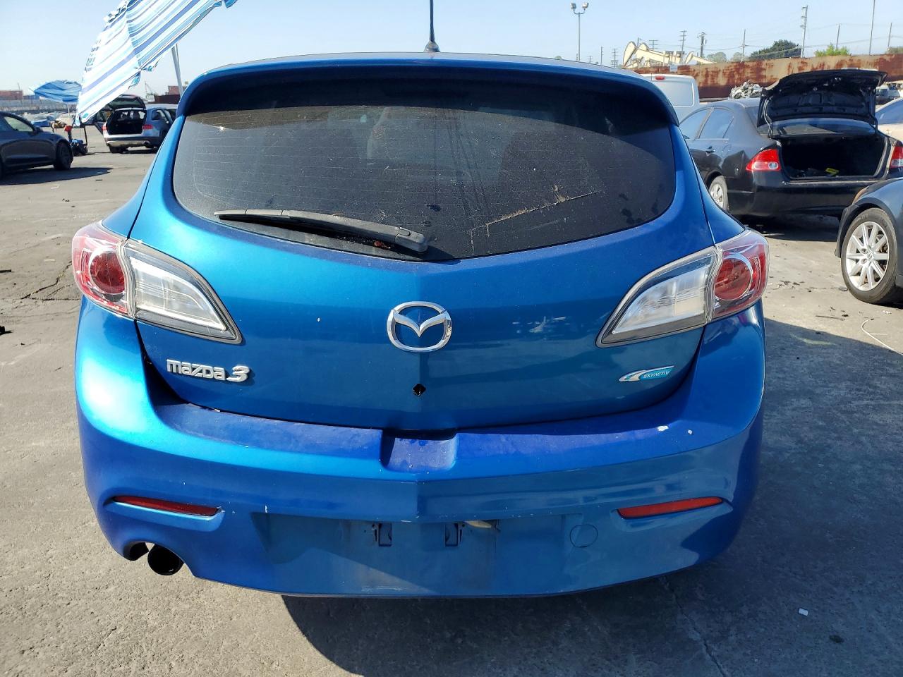 2012 MAZDA 3