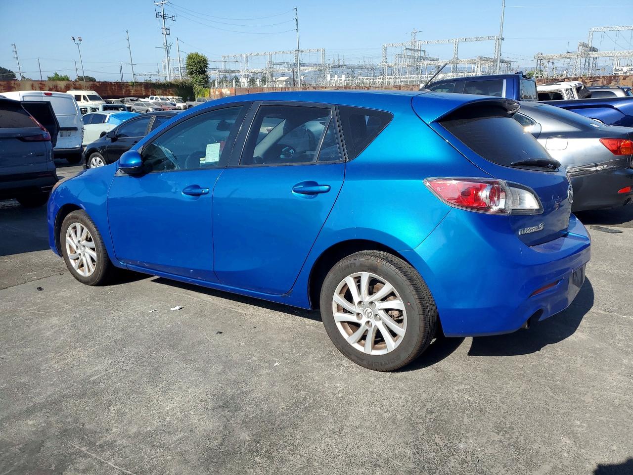 2012 MAZDA 3