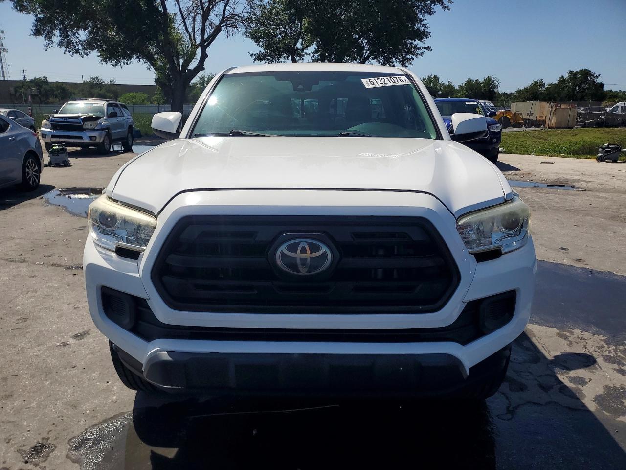 2018 TOYOTA TACOMA