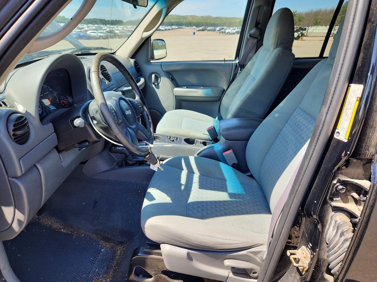 2006 JEEP LIBERTY