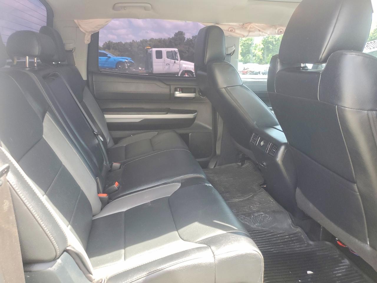 2018 TOYOTA TUNDRA