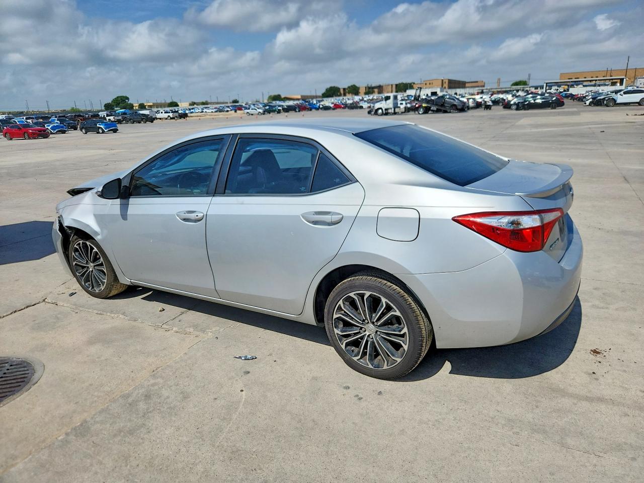 2016 TOYOTA COROLLA
