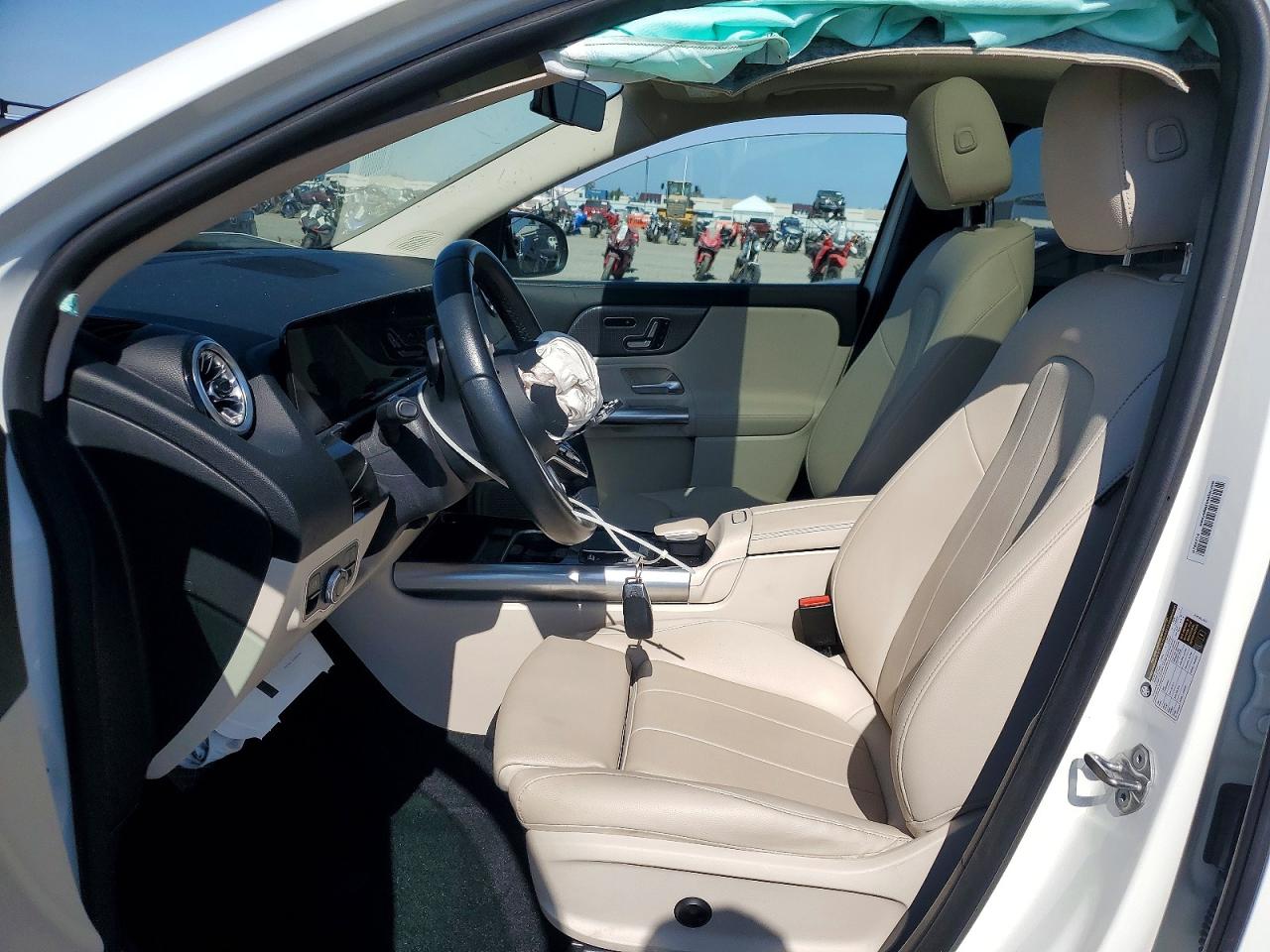 2023 MERCEDES-BENZ GLA-CLASS