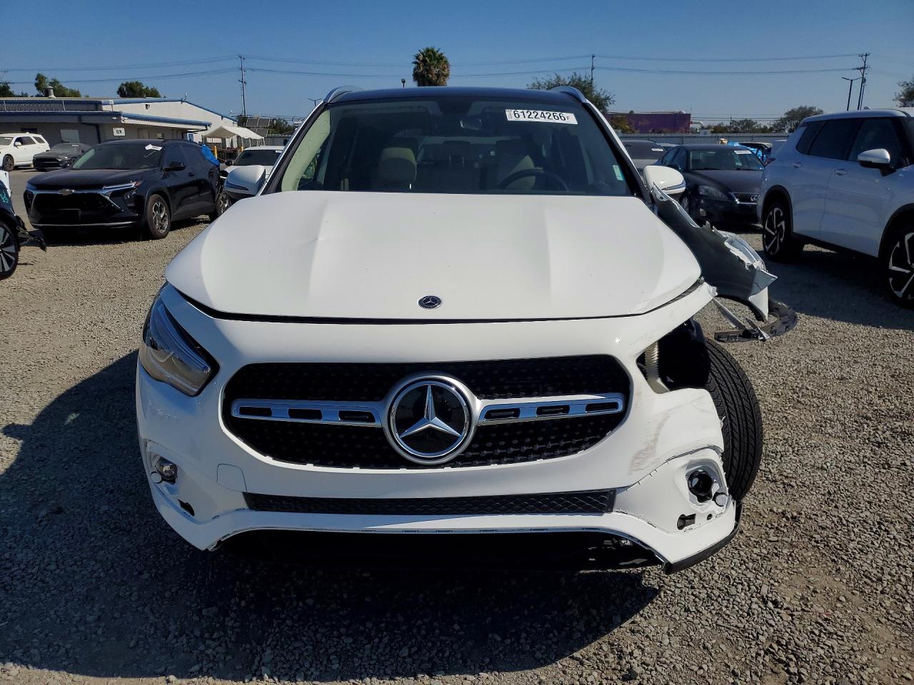 2023 MERCEDES-BENZ GLA-CLASS