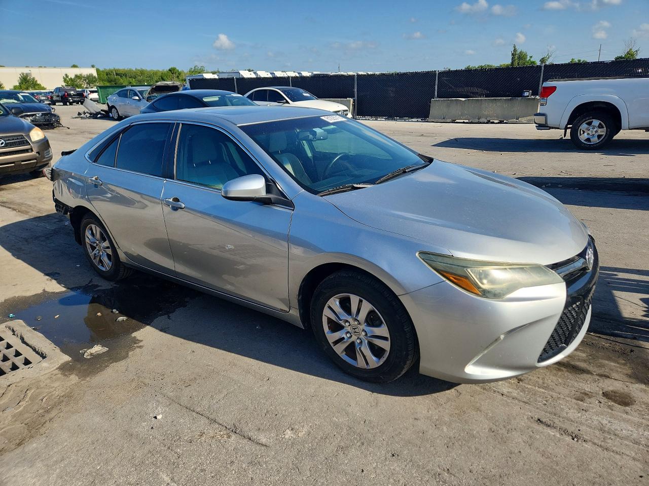 2015 TOYOTA CAMRY